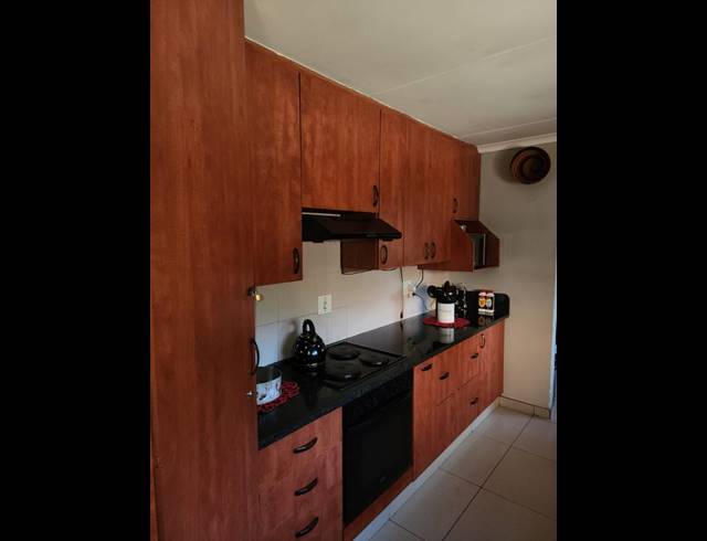 4 BEDROOM HOUSE FOR SALE IN BRENTHURST